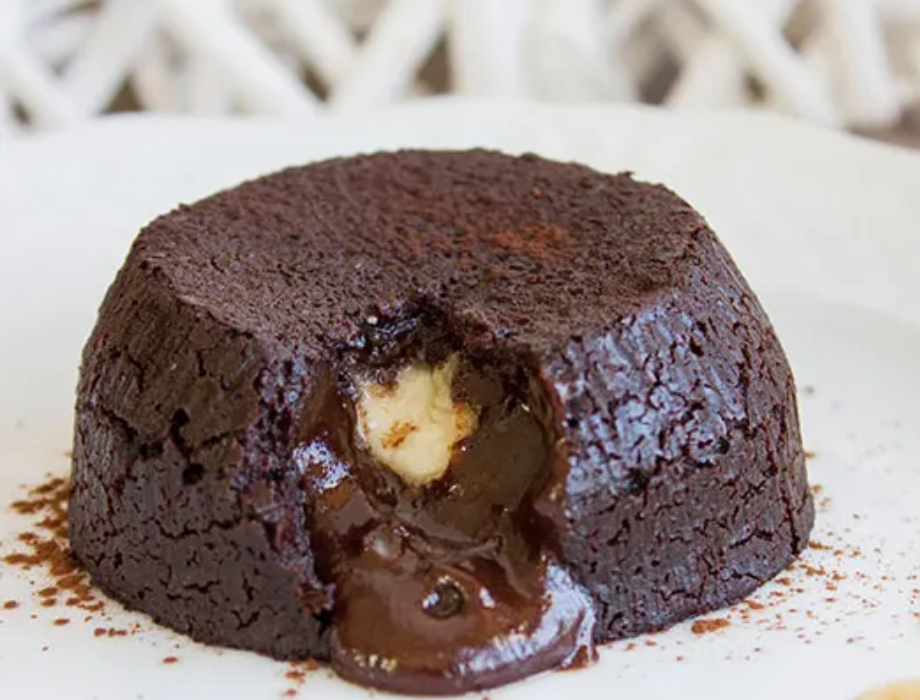 SOFT SWEET WITH CHOCOLATE AND GINGER CREAM