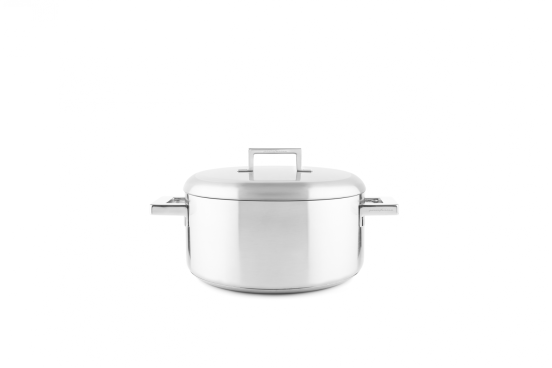 Saucepan with two handles and lid, in stainless steel for induction, Stile line by Pininfarina, diam. 22cm