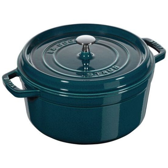 Casseruola tonda in ghisa per induzione La Mer con maniglie e coperchio, diam. 28cm