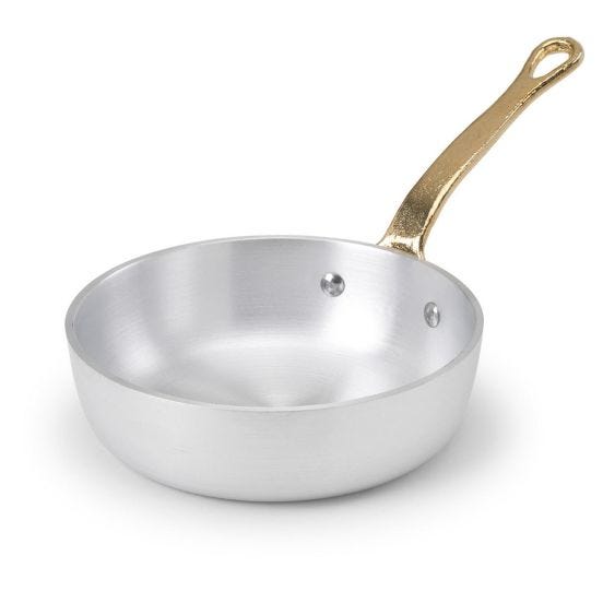 1932 aluminum frying pan with a brass handle, diam. 12cm