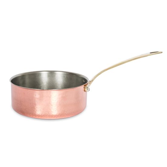 Low casserole in hammered tinned copper with a brass handle, diam. 16cm
