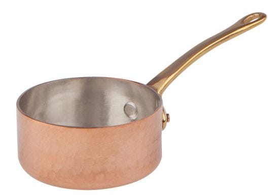 Small saucepan 1932 in hammered copper with a brass handle, diam. 7cm
