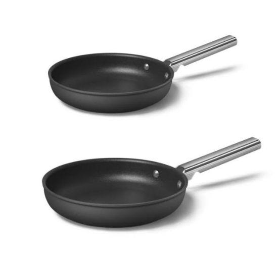 Set padelle in alluminio antiaderente per induzione, SMEG Cookware, colore nero, diam. 26 e 28cm ( FINE SERIE)