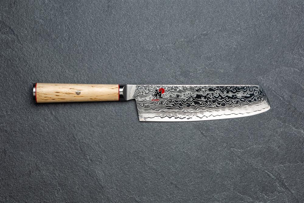 Coltelli giapponesi: guida ai diversi tipi di coltello e ai loro